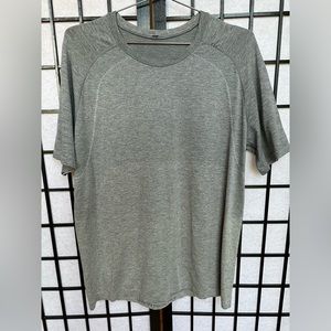 Lululemon Tshirt in Gray